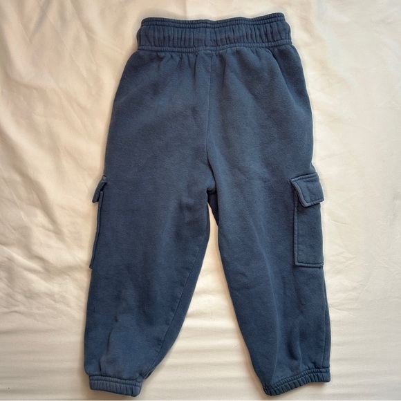 GAP kids blue joggers
Size XS - Picture 4 of 4